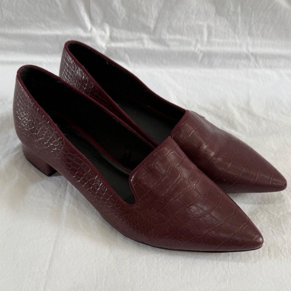 Express Croc Embossed Pointed Toe Loafers Burgundy Block Heel Office Chic Sz 9